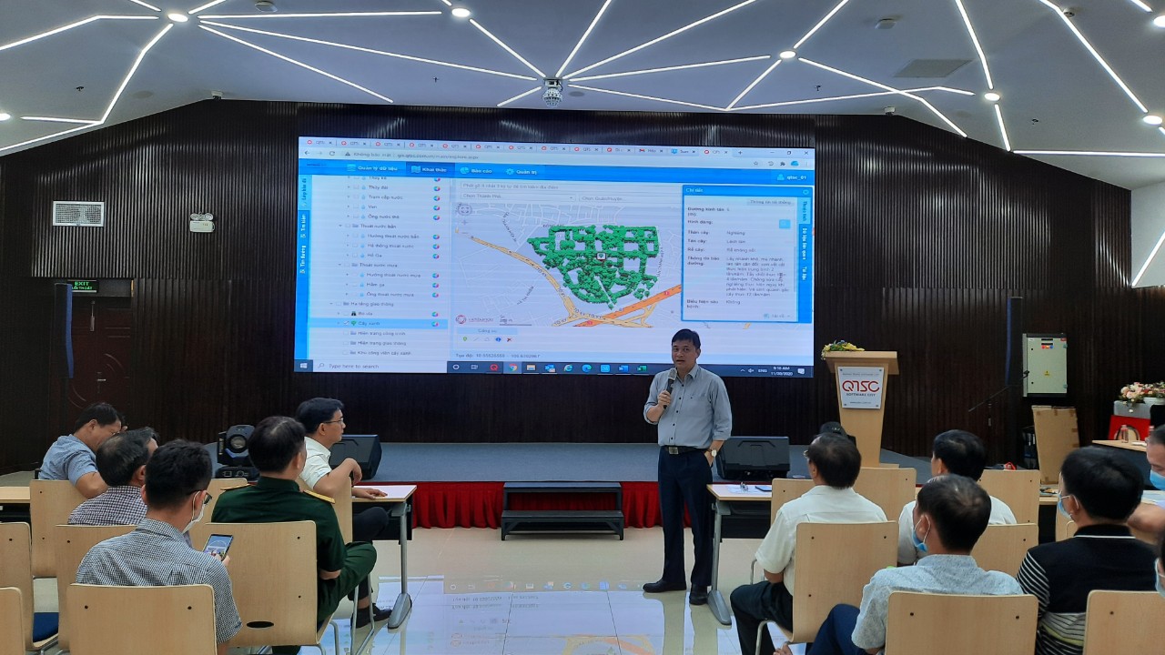 Đoàn công tác Quận Thủ Đức tham quan Công viên phần mềm Quang Trung