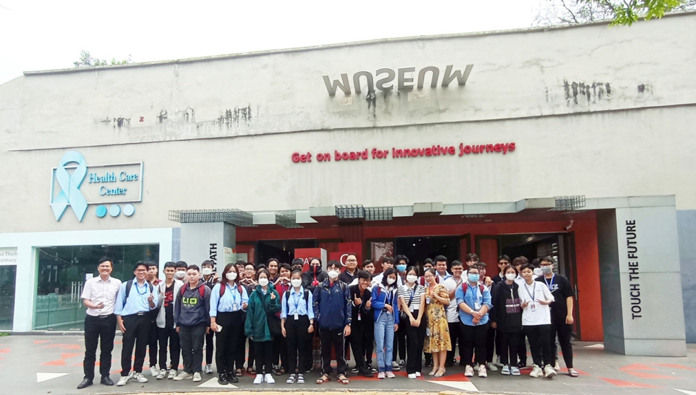 IT students of Dong Nai Technology University visited QTSC
