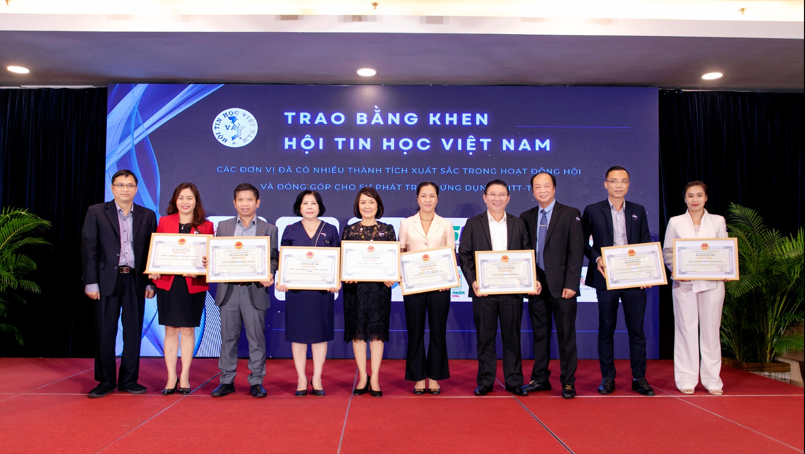 QTSC was honored to receive the Certificate of Merit from Vietnam Association for Information Processing (VAIP)