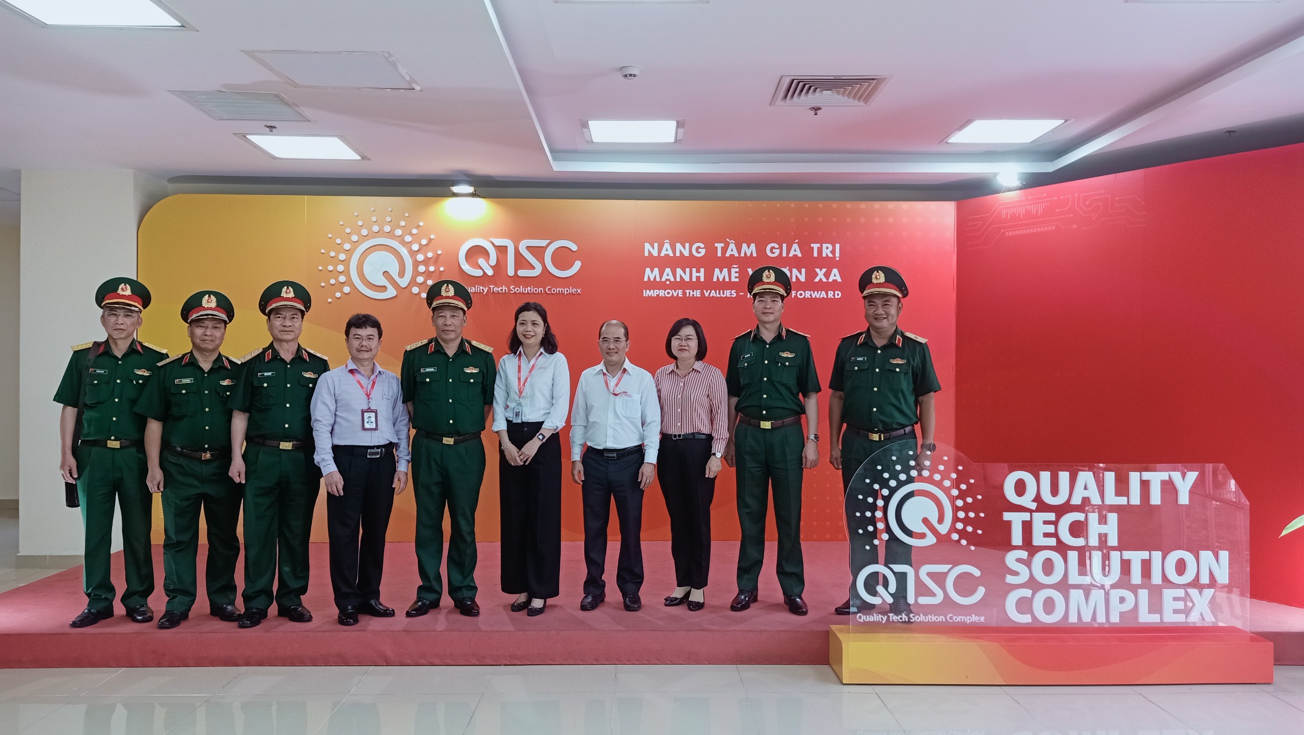Đoàn công tác Học viện Quốc phòng làm việc tại QTSC