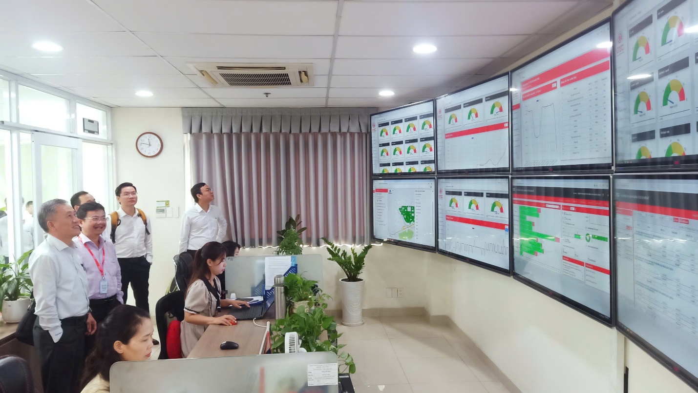 Da Nang Department of Information and Communications visited QTSC