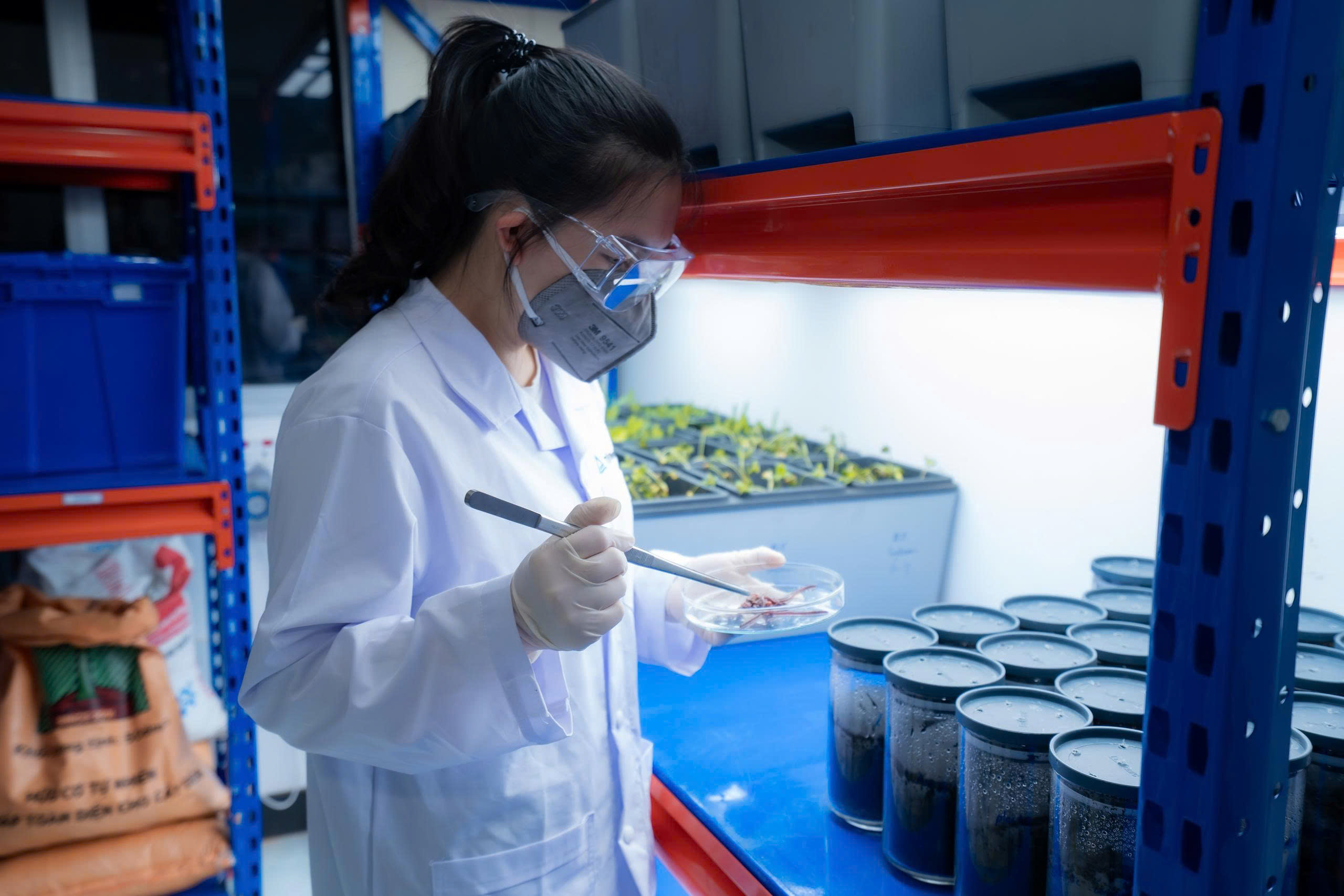 (TCBC) TUV Rheinland Việt Nam ra mắt dịch vụ mới: Thử nghiệm phân hủy sinh học và đo lường khí phát thải từ sản phẩm