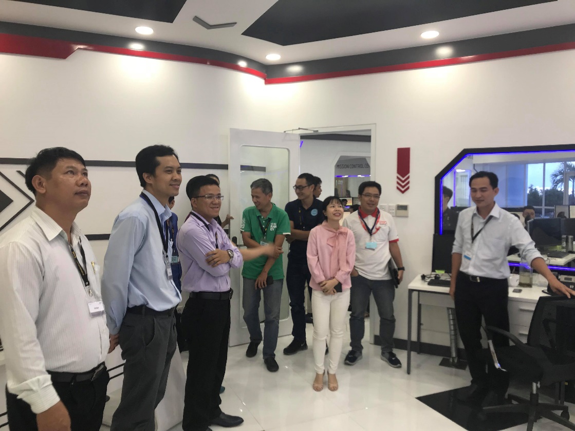 qtsc-ceo-club-tham-quan-khong-gian-lam-viec-moi-cua-sps