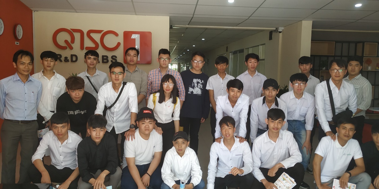 cd-nghe-da-lat-tham-quan-qtsc-r-d-labs