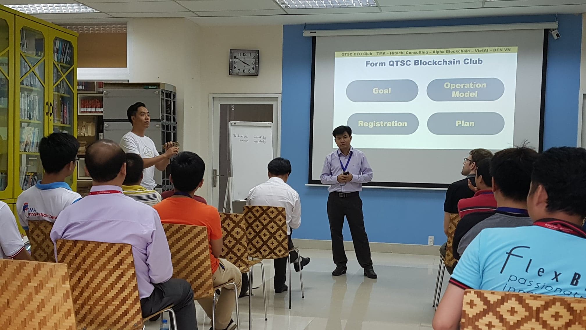 thao-luan-thanh-lap-QTSC-Blockchain-Club