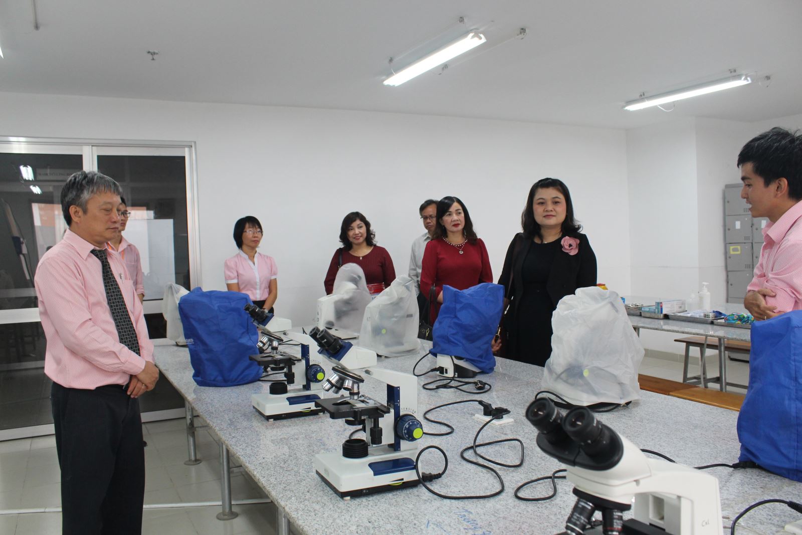 qtsc-cao-dang-vien-dong-lanh-dao-tinh-dak-lak-tham