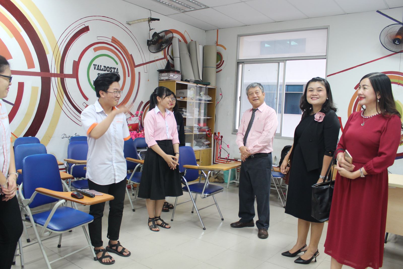 qtsc-cao-dang-vien-dong-lanh-dao-tinh-dak-lak-tham