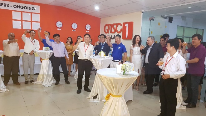 hinh anh khong gian buoi gap go