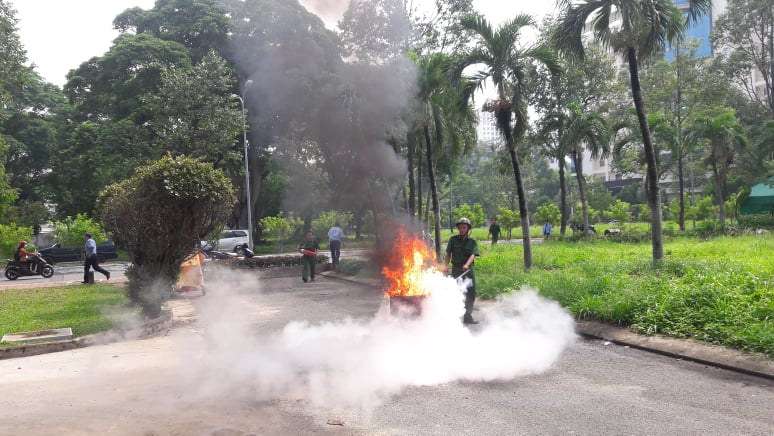 TNXP staff used fire extinguisher at parking lot number 4 to extinguish the fire