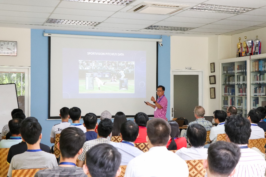 Buổi hội thảo về Machine Learning thu hút đông đảo kỹ sư TMA và QTSC tham gia