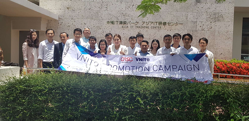 Gặp gỡ chính quyền thành phố Okinawa và tham quan Trung tâm đào tạo CNTT Châu Á (Okinawa)
