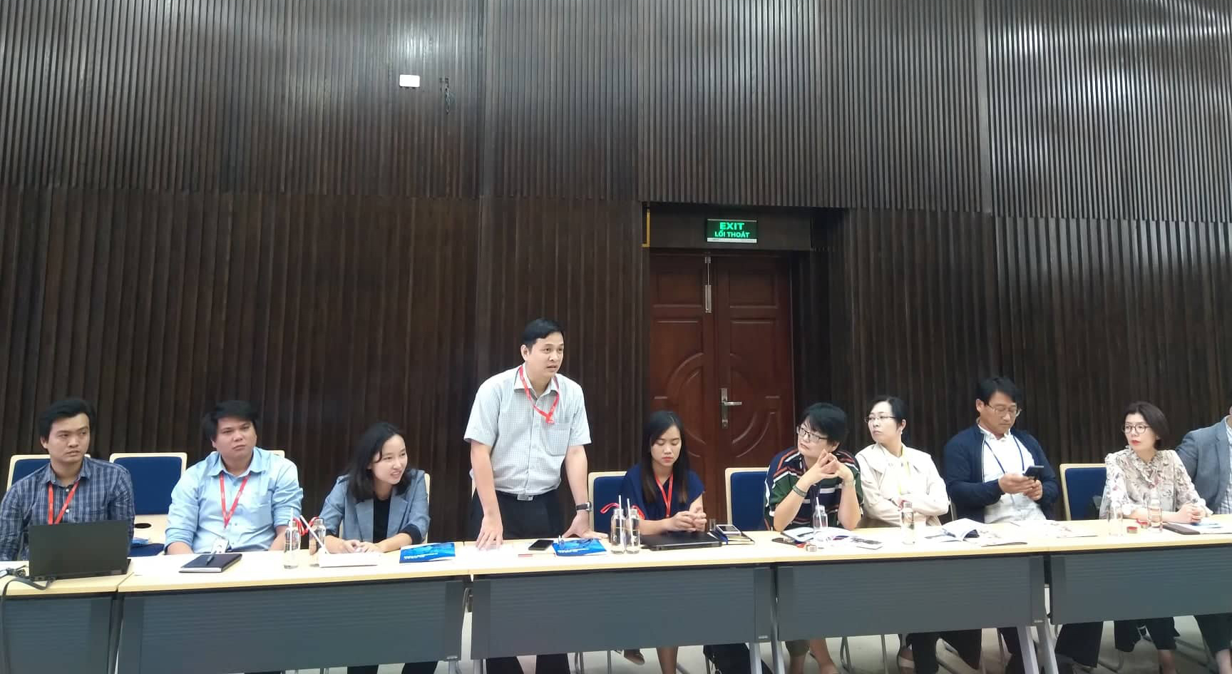 CEO of QTSC Lam Nguyen Hai Long spoke at the meeting