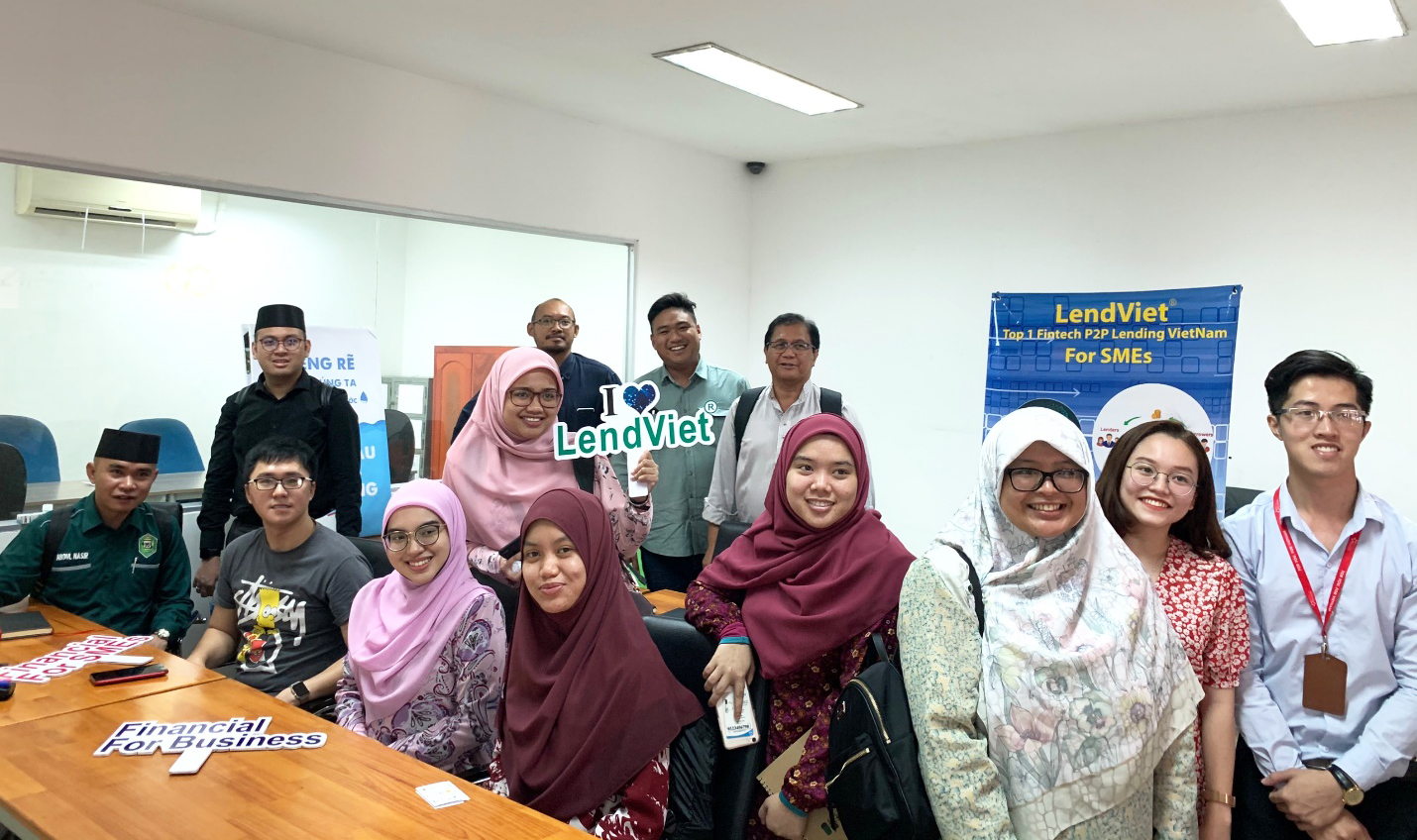 Visiting startup LendViet
