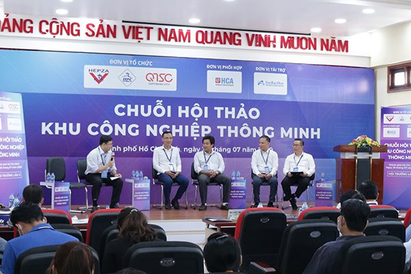 Các diễn giả thảo luận tại hội thảo. Ảnh minh họa: Lê Hoàng