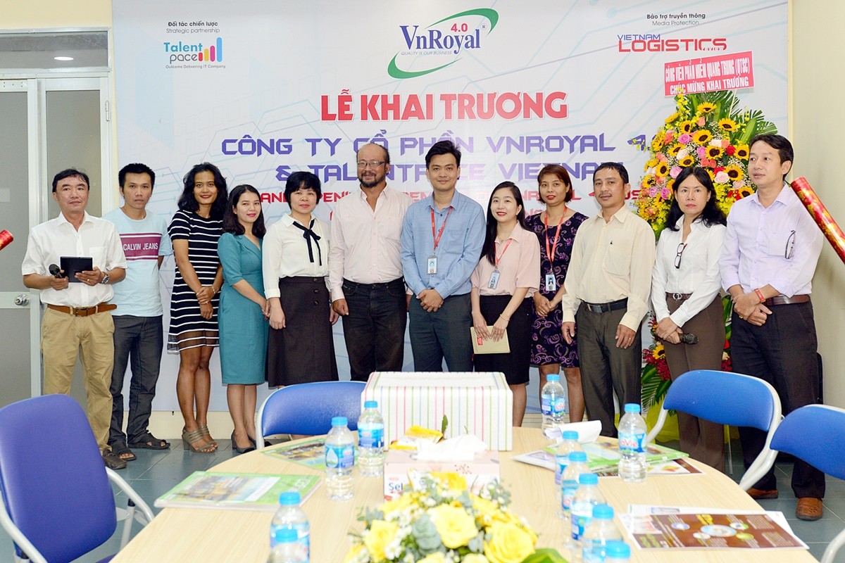 Văn phòng Công ty Cổ phần VnRoyal 4.0 vàTalentpace Vietnam được đặt tại Công viên Phần mềm Quang Trung (Ảnh: Phó Bá Cường)