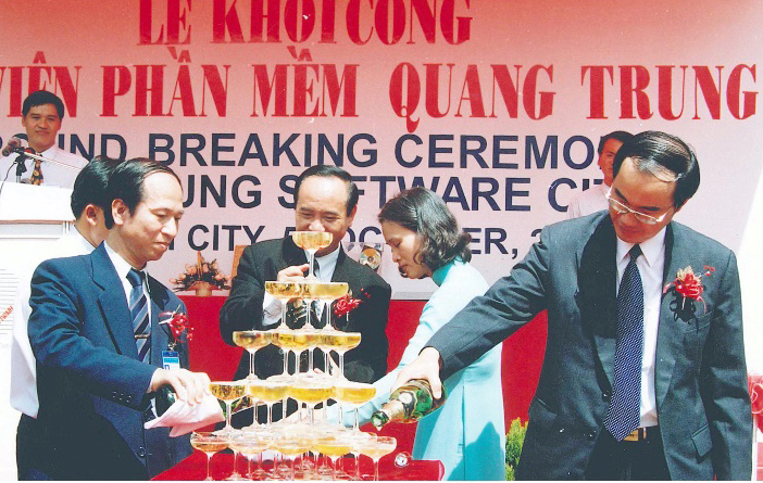 Hình ảnh Lễ khởi công (ngày 05/10/2000) 