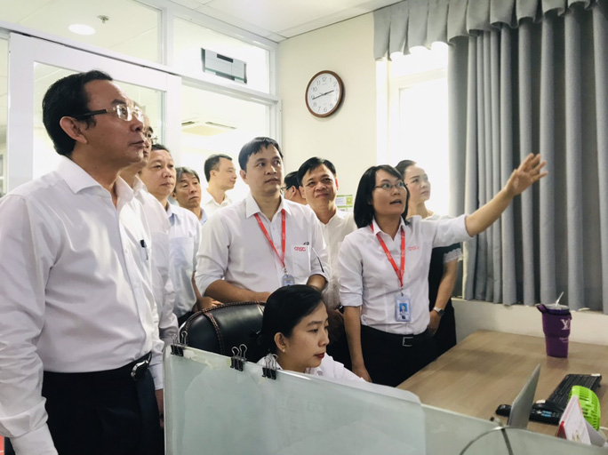 Ông Nguyễn Văn Nên và ông Nguyễn Thiện Nhân thăm Công viên phần mềm Quang Trung - Ảnh 2.