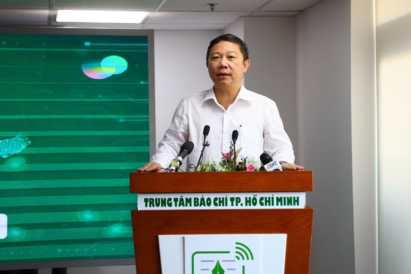 Phó Chủ tịch UBND TP Dương Anh Đức nhấn mạnh, chuyển đổi số không chỉ là ứng dụng CNTT vào hoạt động mà còn thay đổi cả quy trình làm việc và tư duy.