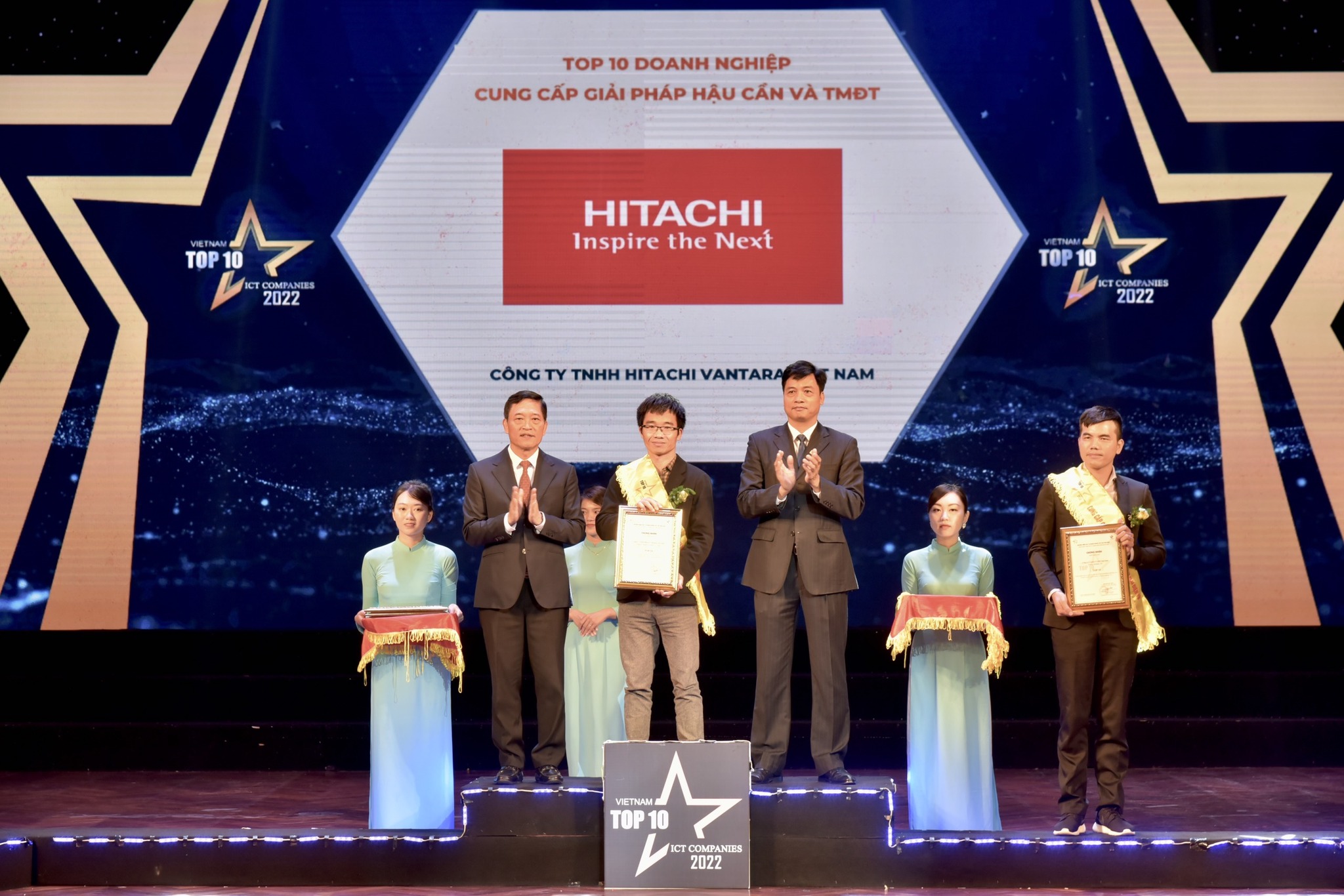 Hitachi Vantara Việt Nam (HVN) đã được vinh dự ghi danh trong TOP 10 doanh nghiệp cung cấp giải pháp hậu cần và thương mại điện tử xuất sắc nhất Việt Nam