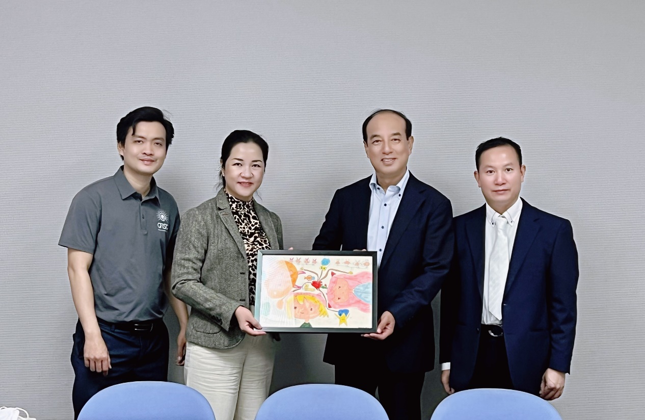 Làm việc với Hiệp hội Fisa tại Fukuoka