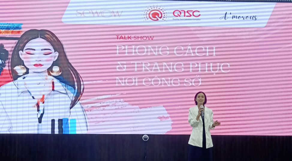 Diễn giả SanOng chia sẻ về chủ đề Phong cách và trang phục nơi công sở