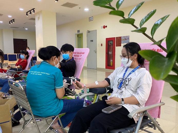 chương trình hiến máu “Hiến giọt máu đào – Trao đời sự sống”
