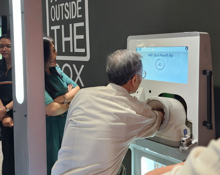 Visiting and knowing about technologies being researched at QTSC R&D Labs