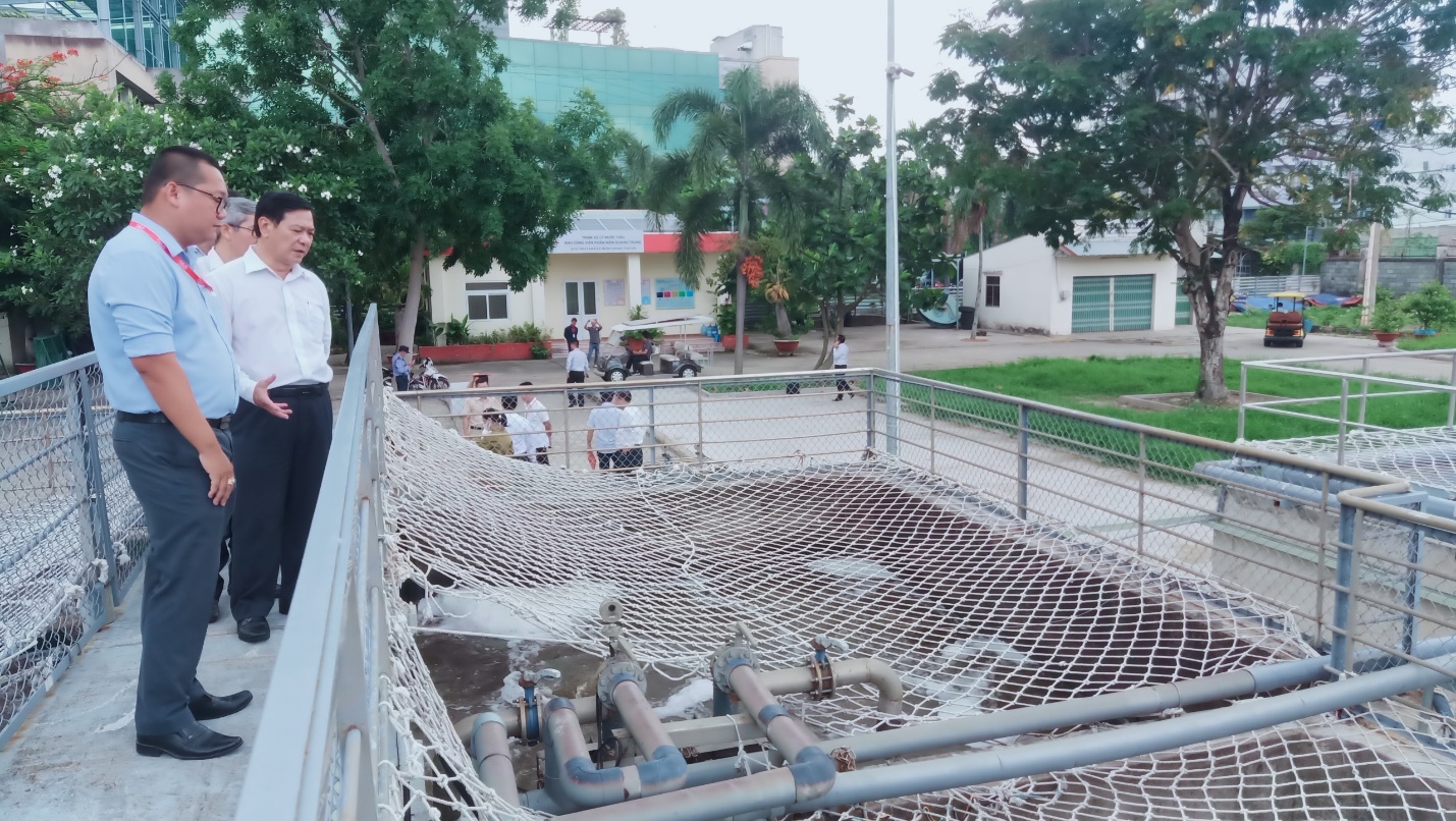 Visiting QTSC Wastewater Monitoring Station