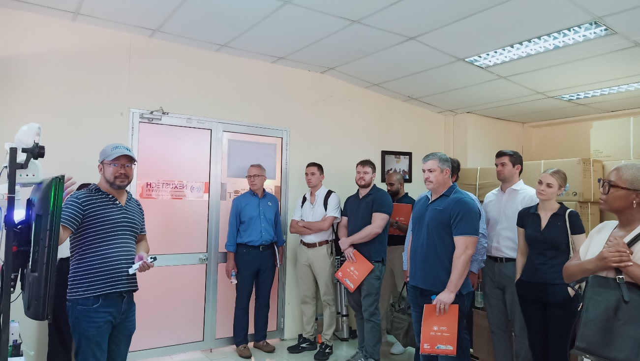 The introduction about new technology solutions at Edunet