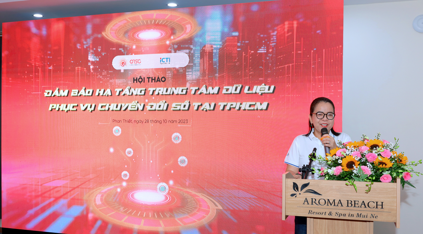 Bà Võ Thị Trung Trinh - Phó Giám đốc Sở Thông tin và Truyền thông TP.HCM phát biểu khai mạc hội thảo