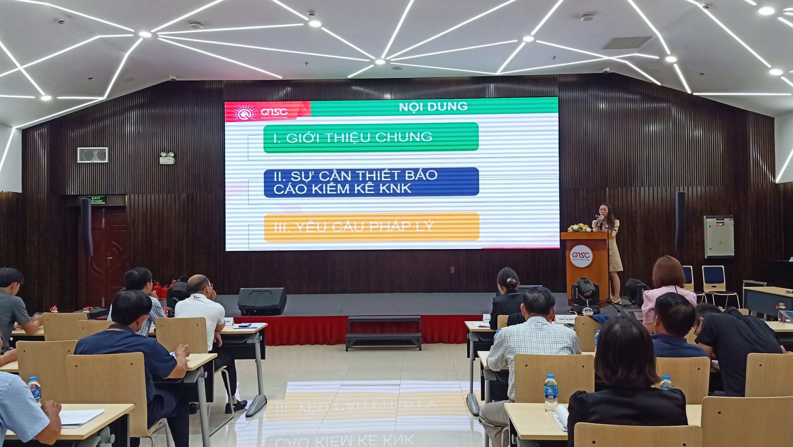 GHG experts shared an overview of GHG inventory, calculation methodologies, and practical guidance on conducting inventory