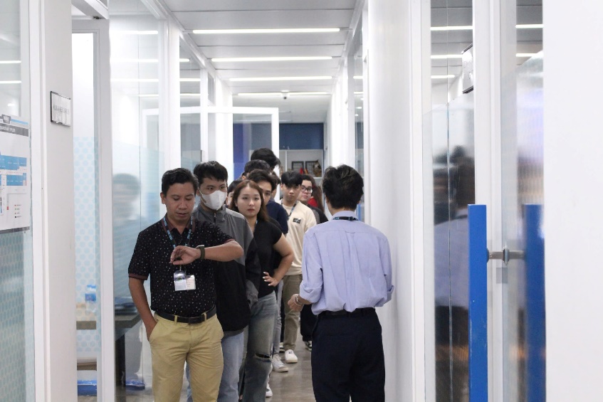 Can Tho University Software Center to visit QTSC