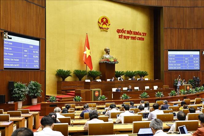 Quốc hội biểu quyết thông qua Luật Công nghiệp Công nghệ số. Ảnh: Doãn Tấn/TTXVN