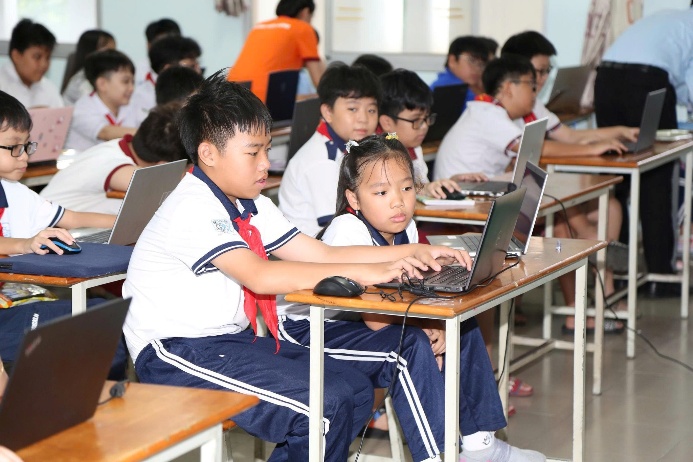 Các thí sinh khu vực miền Nam tranh tài tại Hội thi