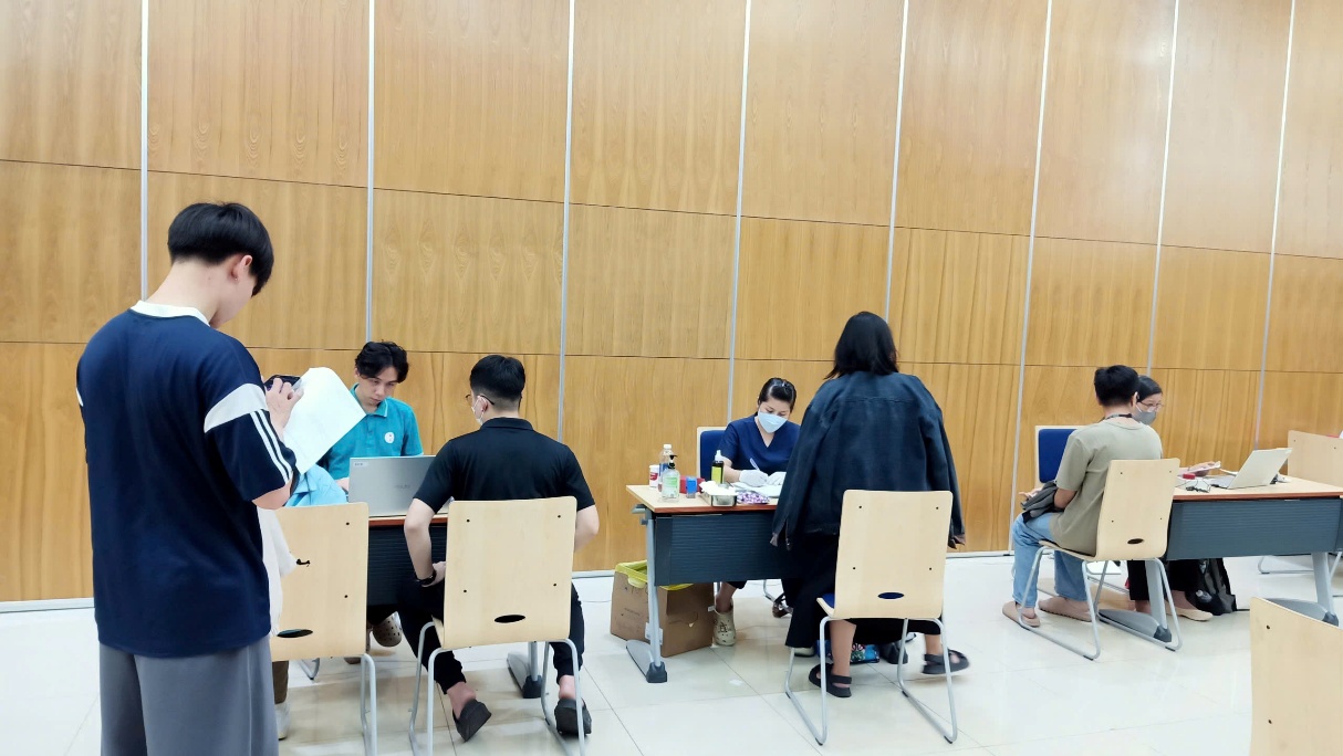 Chương trình Hiến máu tình nguyện diễn ra tại hội trường tòa nhà QTSC Building 1