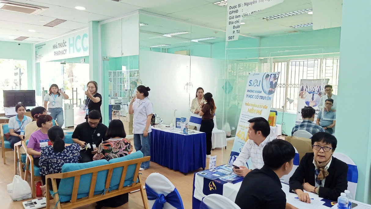 Các hoạt động tầm soát và tư vấn sức khỏe diễn ra tại HCC, tòa nhà QTSC Building 3