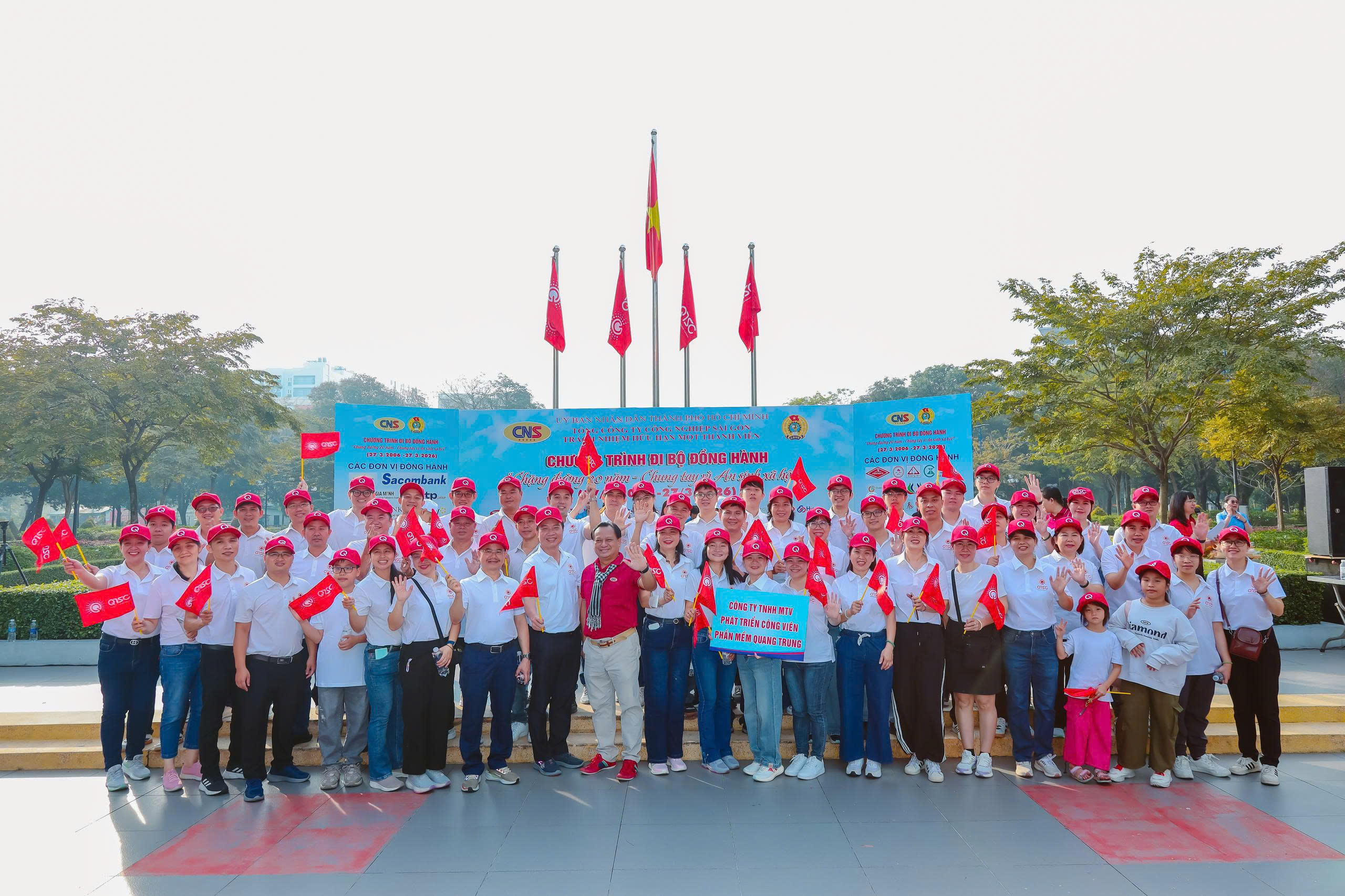 Chương trình đi bộ đồng hành “Chặng đường 20 năm – Chung tay vì an sinh xã hội”