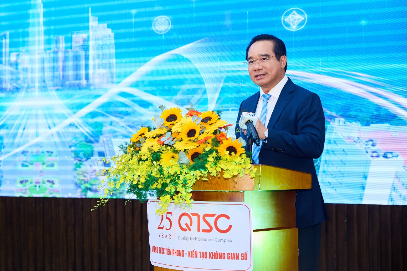 Ông Nguyễn Văn Được - Ủy viên Trung ương Đảng, Phó Bí thư Thành ủy, Chủ tịch Ủy ban nhân dân TP.HCM phát biểu tại chương trình