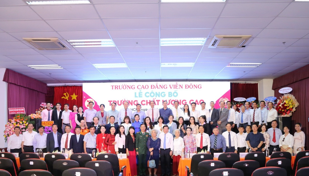Trường Cao đẳng Viễn Đông đạt danh hiệu “Trường Cao đẳng Chất lượng cao”