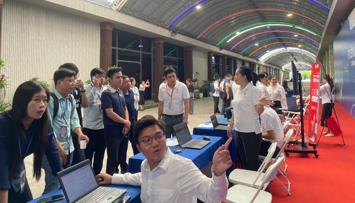 Tuần lễ Triển lãm Công nghệ số Công viên phần mềm Quang Trung
