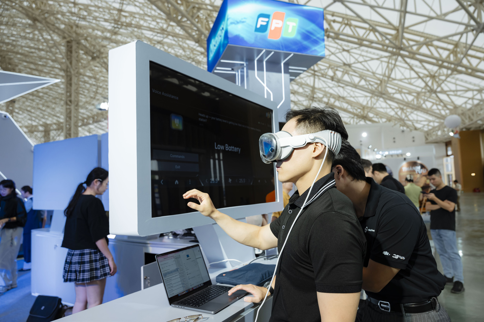 Chương trình phát triển kinh tế số và xã hội số giai đoạn 2026 - 2030 được xây dựng theo cách tiếp cận tổng thể, toàn diện và bao trùm, thúc đẩy chuyển đổi số trong toàn bộ nền kinh tế và đời sống xã hội.
