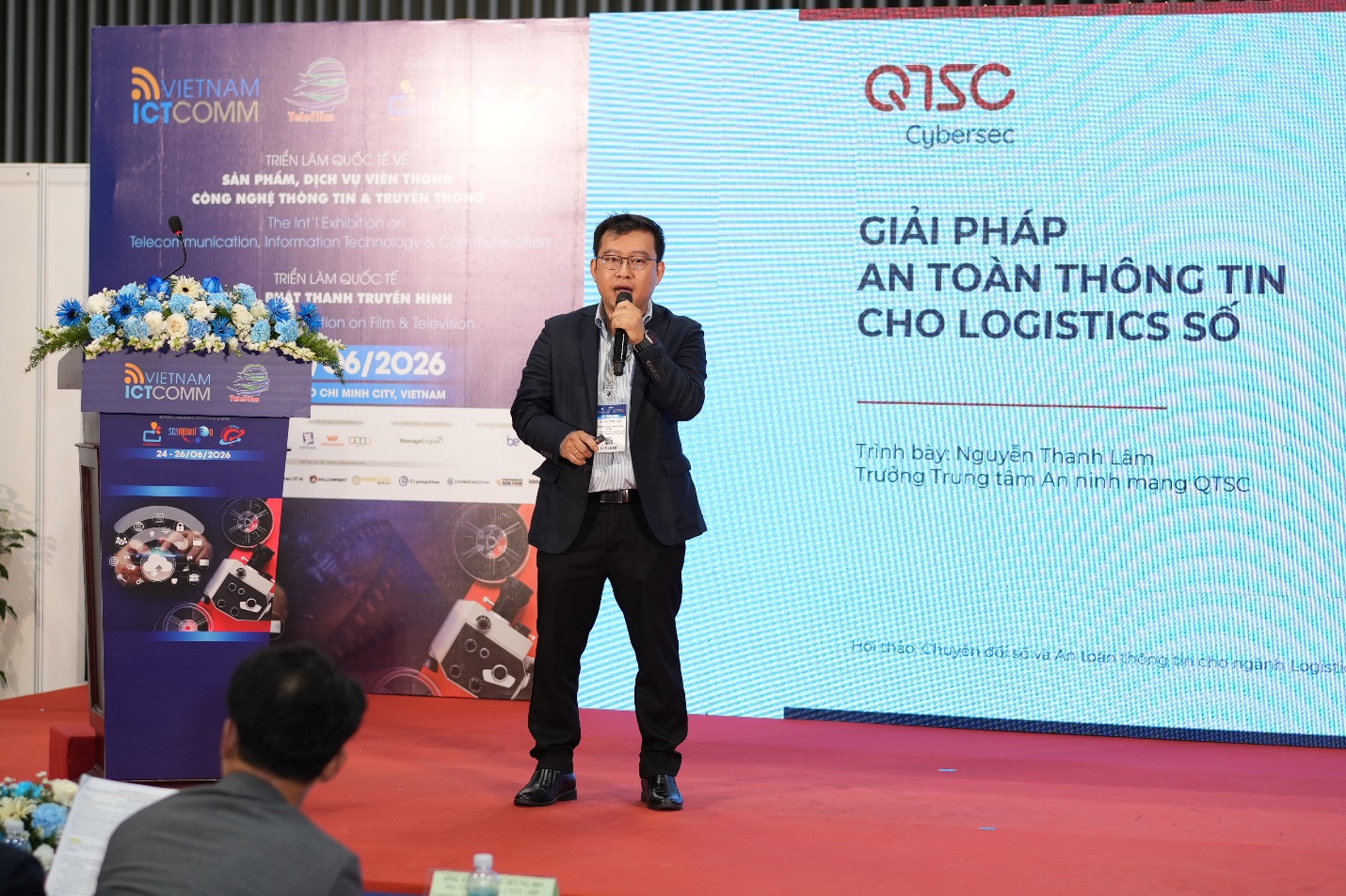 Ông Nguyễn Thanh Lâm – Trưởng Trung tâm An ninh mạng QTSC với tham luận “Giải pháp An toàn thông tin cho Logistics số” và tham gia phiên tọa đàm tại hội thảo “Chuyển đổi số và An toàn thông tin trong ngành Logistics”