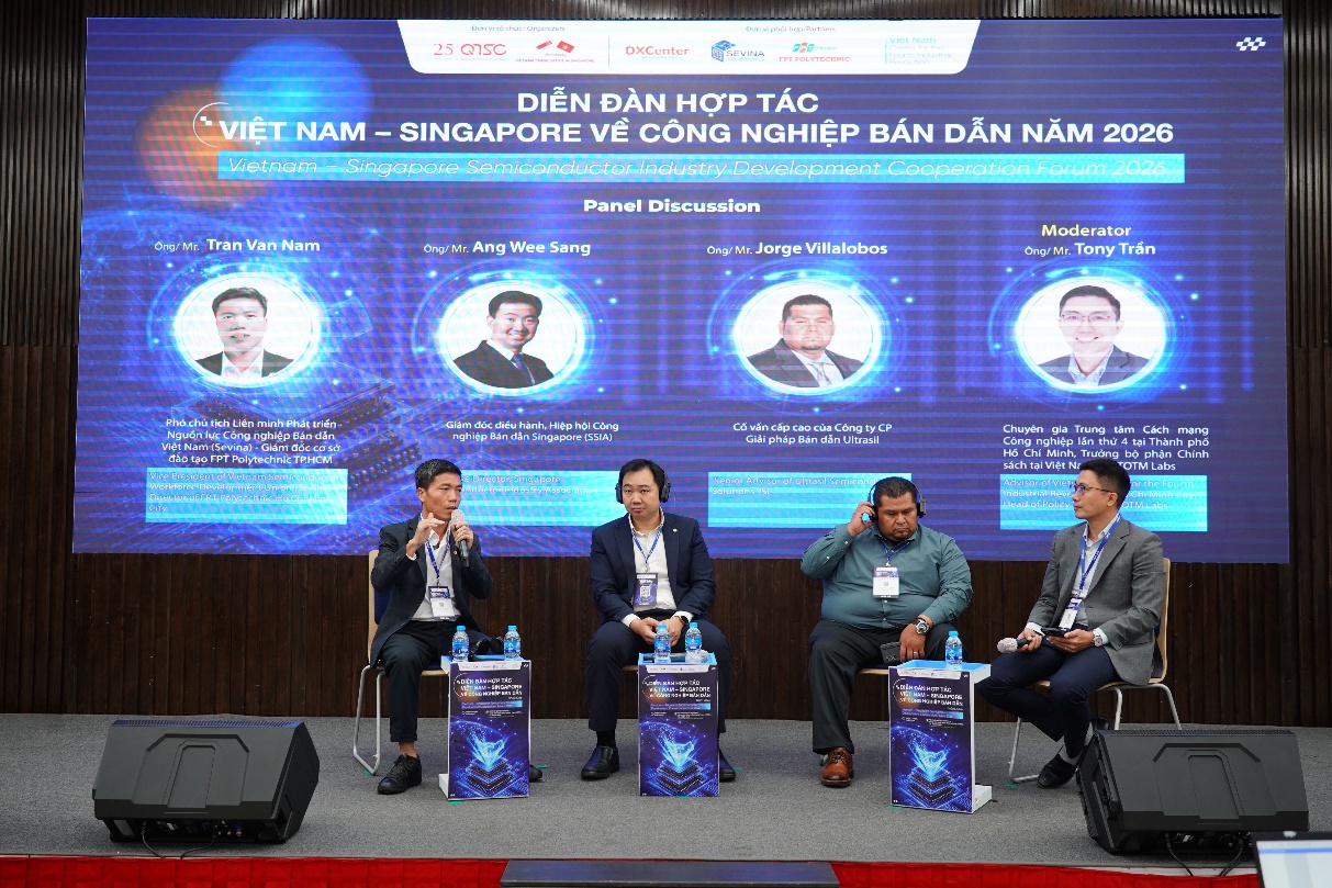 Phiên tọa đàm nhằm trao đổi về cơ hội hợp tác, chính sách đầu tư và định hướng phát triển ngành bán dẫn trong thời gian tới