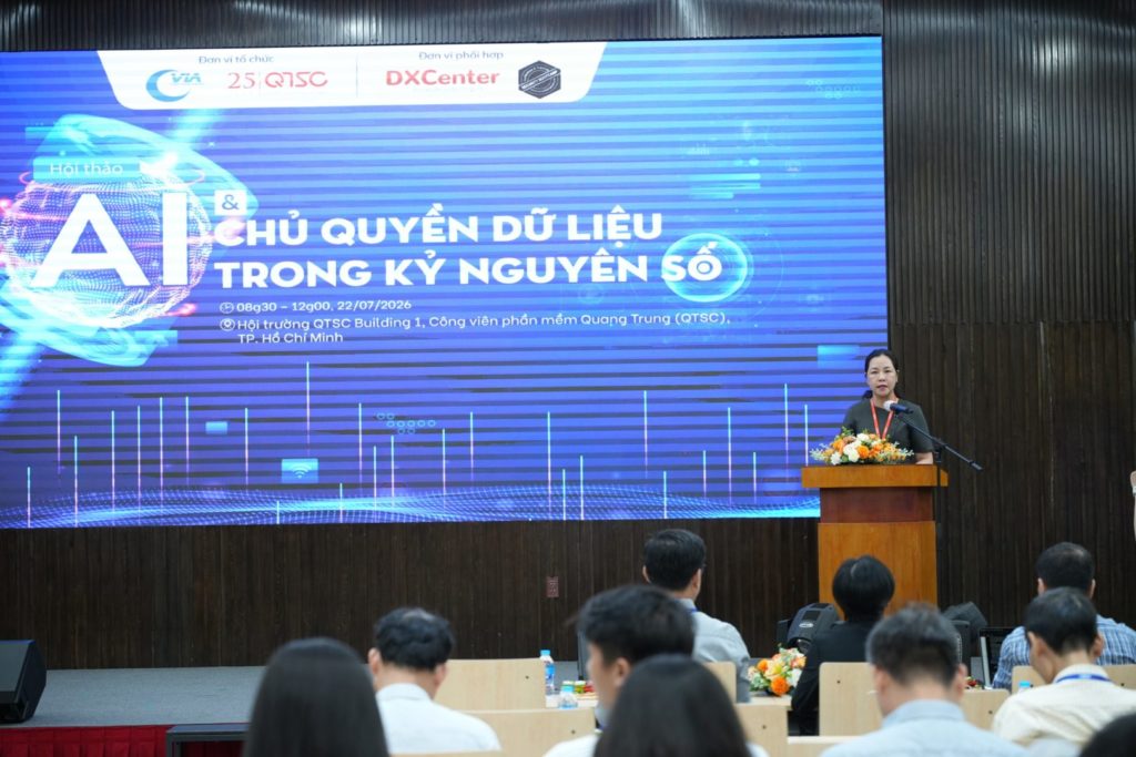 Bà Phạm Thị Kim Phượng – Phó Giám đốc QTSC phát biểu khai mạc Hội thảo