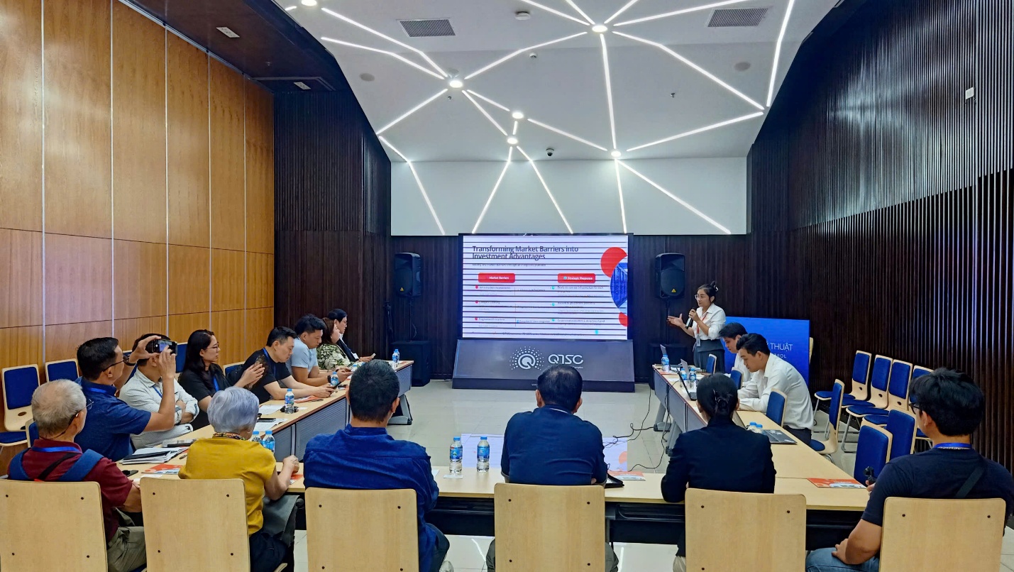Đoàn S.M.A.R.T Entrepreneurship Global X làm việc tại QTSC