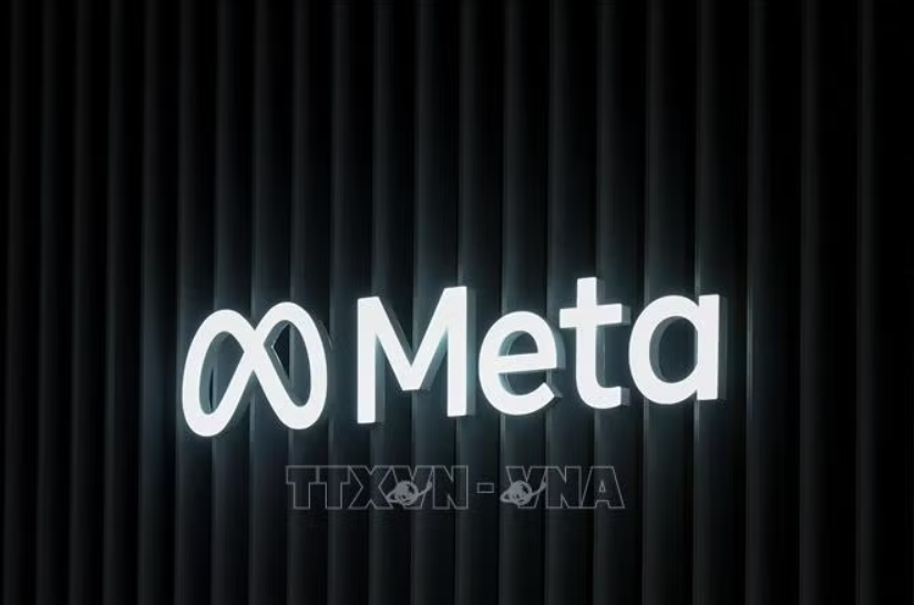 Biểu tượng của tập đoàn Meta. Ảnh: AFP/TTXVN (không sử dụng và chia sẻ bởi bên thứ ba)